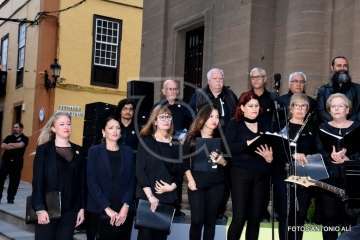  Telde con el empresario Grisaleña en la lectura del pregón de Santiago 2018 (Foto Antonio Alí)